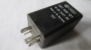 __________5b7d75225ecd2